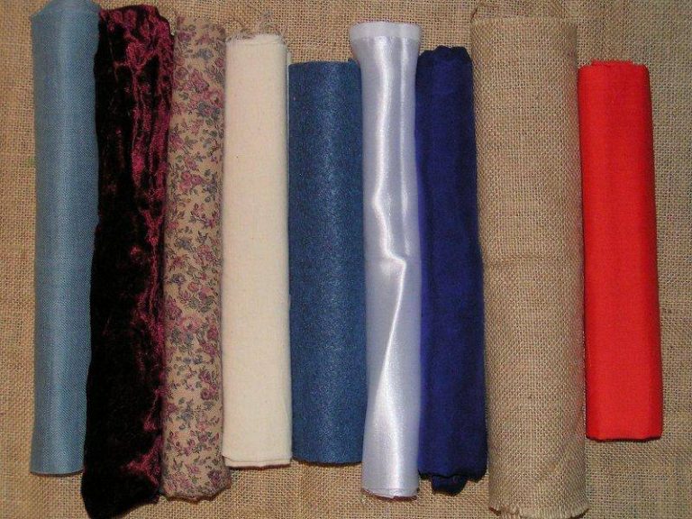 How to Store Curtains and Drapes Without Creasing Them