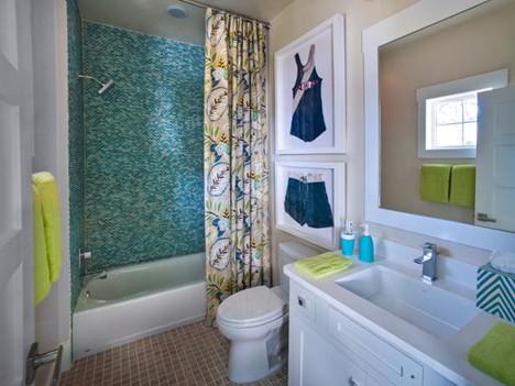 Kid-Friendly Family Bathroom: Safety, Reach and Storage