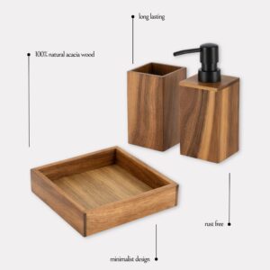Acacia wood set features natural material minimalist design