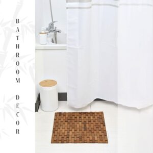 bamboo mat in the bathroom