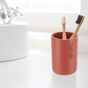 Simple and functional tumbler enhancing bathroom decor