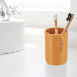 Simple and functional tumbler enhancing bathroom decor