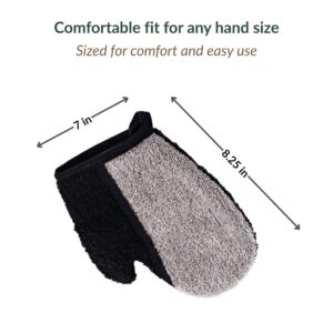 Product sizing diagram showing mitt dimensions of 7 inches by 8.25 inches