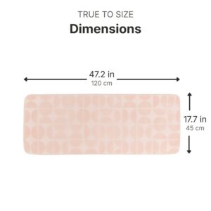 Blush pink bathroom runner dimensions infographic, 47.2 inches (120 cm) long by 17.7 inches (45 cm) wide, true to size measurements for accurate fit